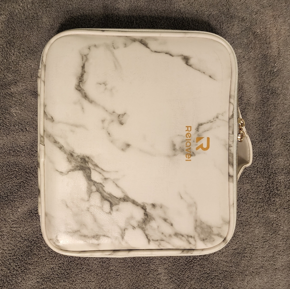 White Marble Look Makeup Case